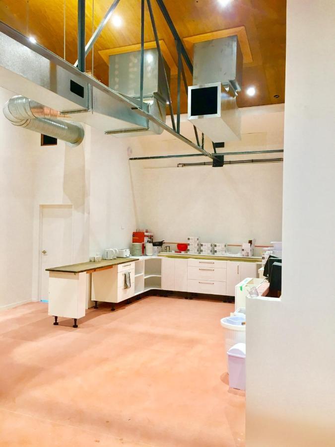 Metro Adventurer Backpackers Pansiyon Auckland Dış mekan fotoğraf