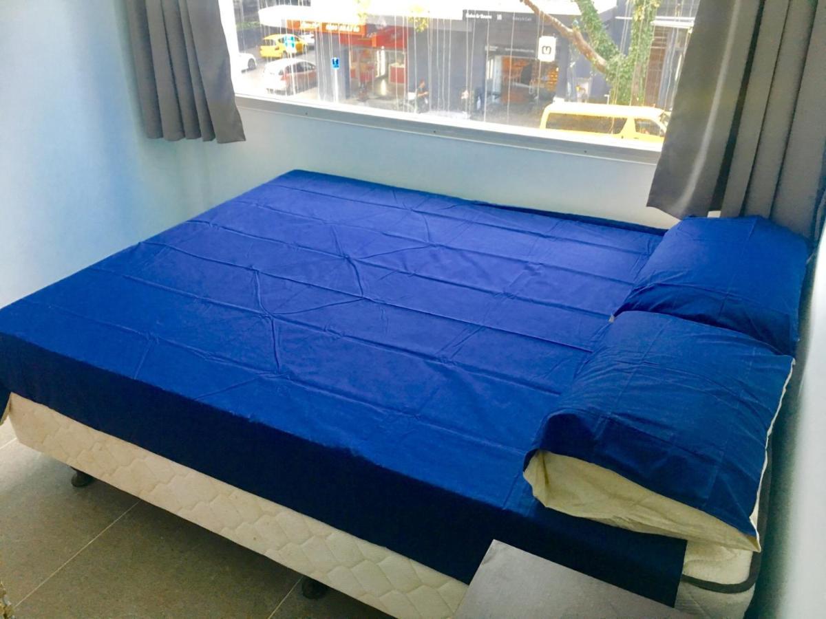Metro Adventurer Backpackers Pansiyon Auckland Dış mekan fotoğraf